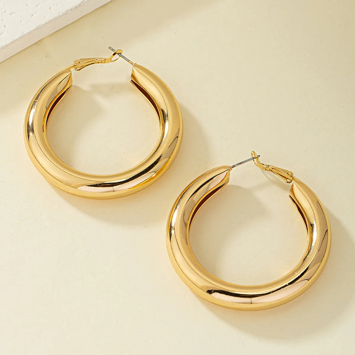 Simple Style Commute Circle Alloy Plating Women's Hoop Earrings