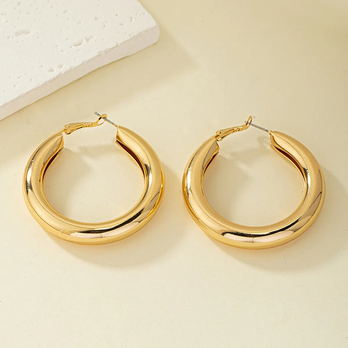 Simple Style Commute Circle Alloy Plating Women's Hoop Earrings