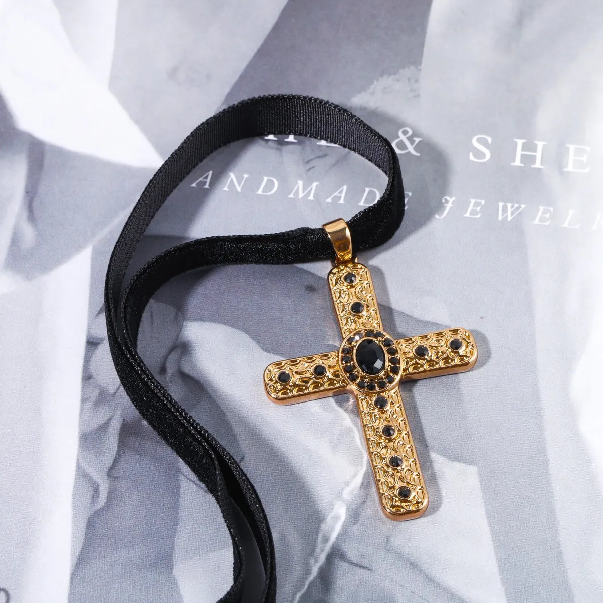 Copper 18K Gold Plated Simple Style Commute Plating Inlay Cross Zircon Pendant Necklace