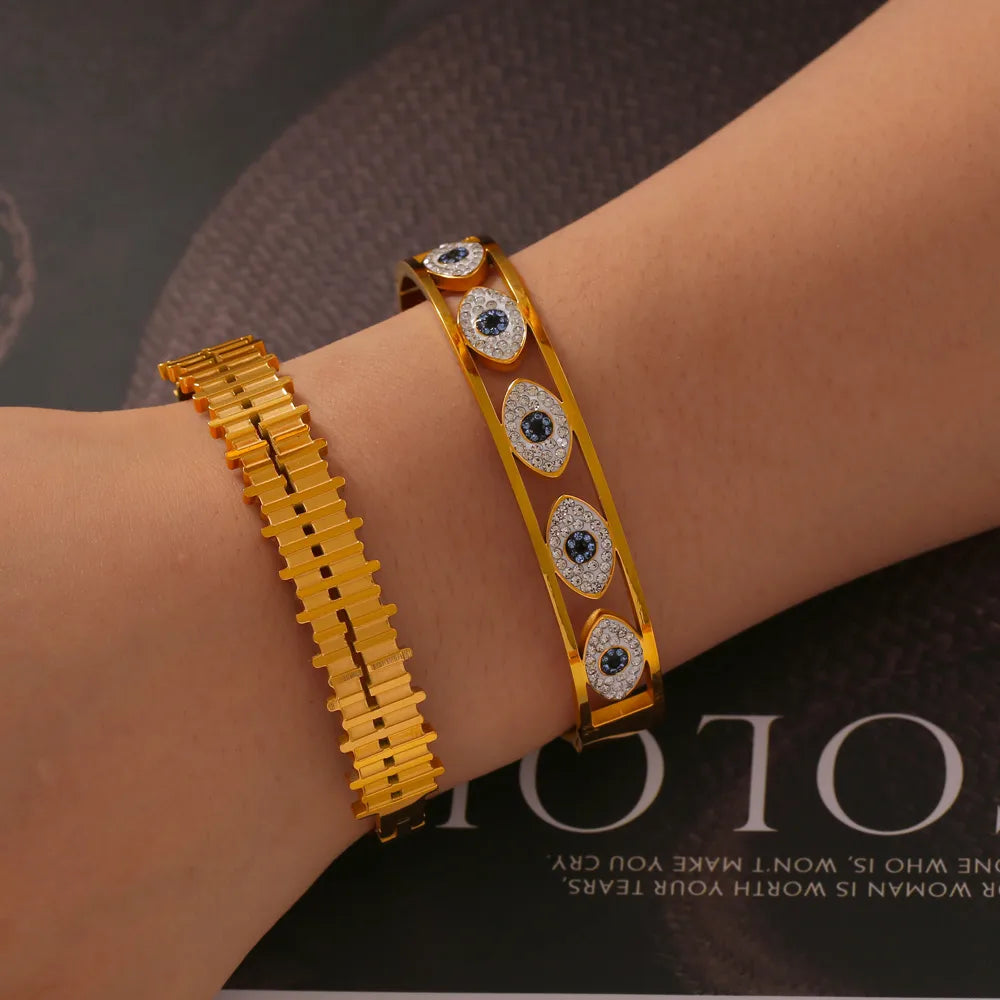 Simple Style Commute Devil'S Eye Solid Color 304 Stainless Steel 18K Gold Plated Rhinestones Bangle In Bulk