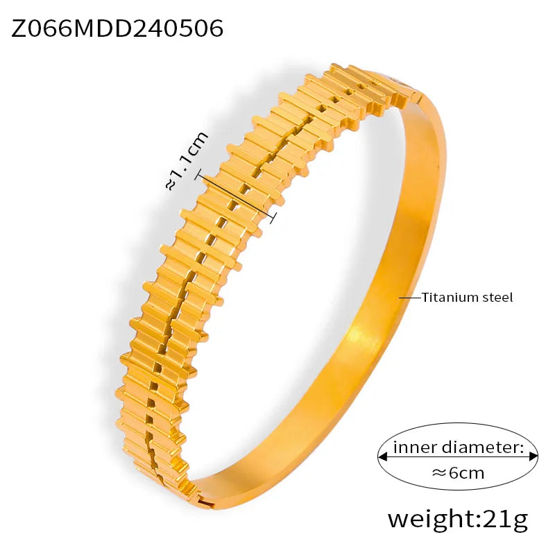 Simple Style Commute Devil'S Eye Solid Color 304 Stainless Steel 18K Gold Plated Rhinestones Bangle In Bulk