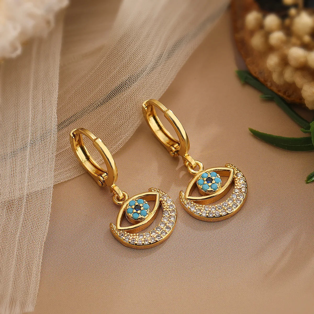 Simple Style Commute Geometric Devil'S Eye Copper 18k Gold Plated Zircon Jewelry Set In Bulk