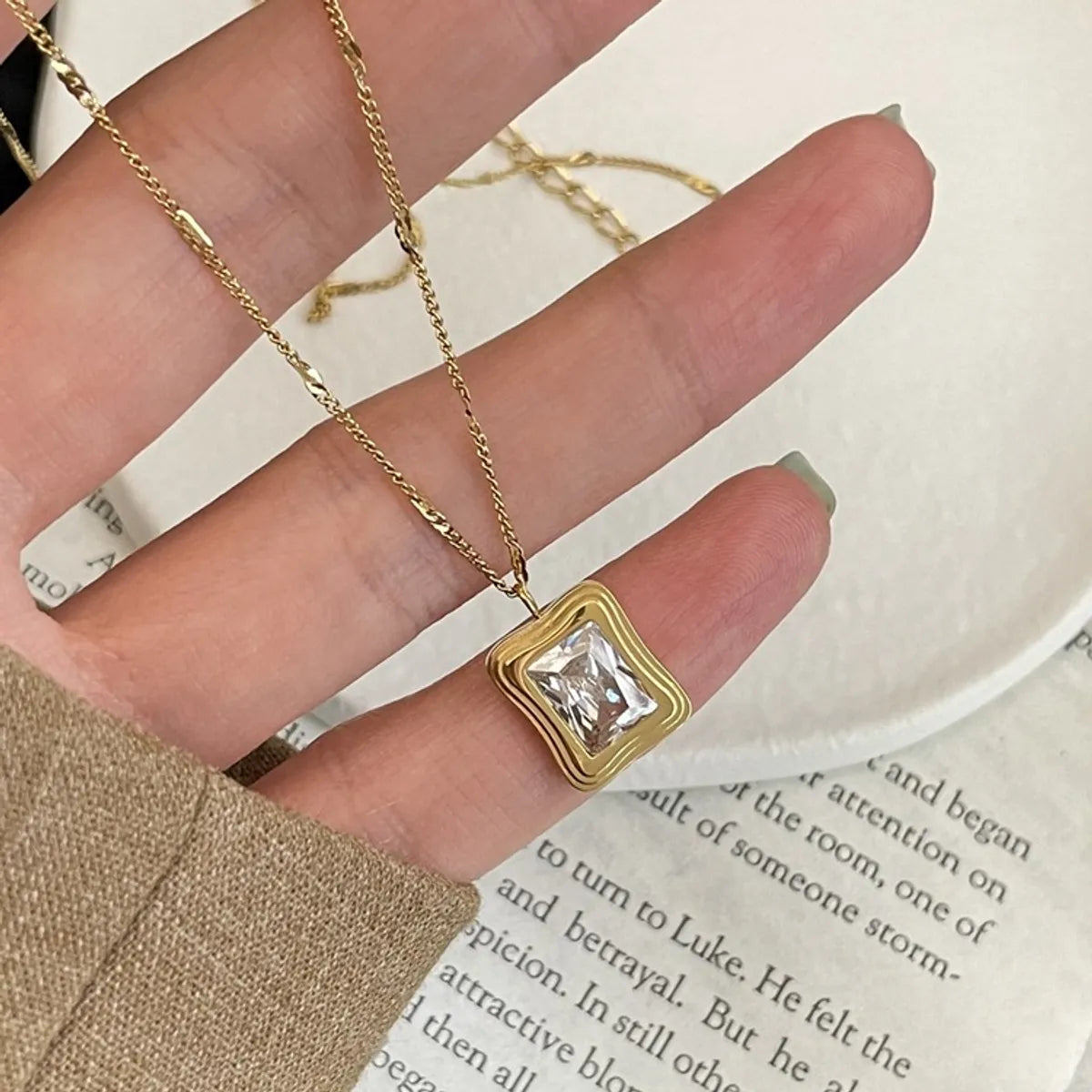 Simple Style Commute Geometric Stainless Steel Inlay Zircon Pendant Necklace