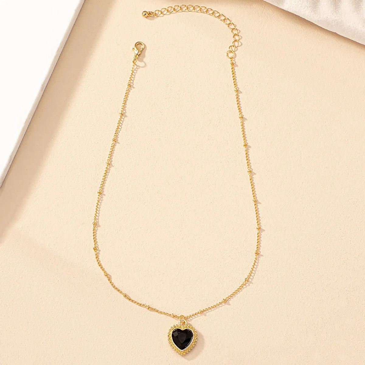 Simple Style Commute Heart Shape Zinc Alloy Inlay Gem Women's Pendant Necklace