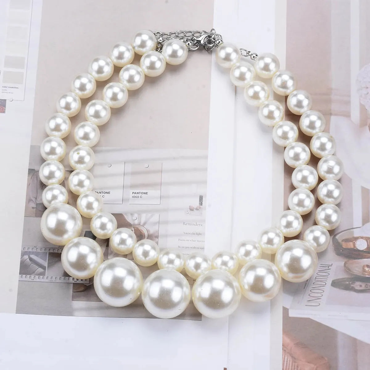 Simple Style Commute Round Alloy Beaded Women's Layered Necklaces