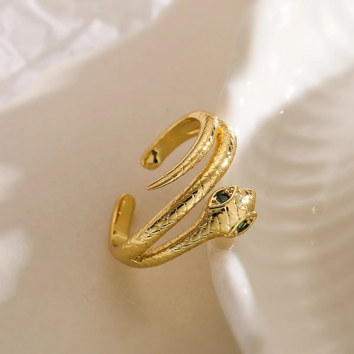 Simple Style Commute Snake Copper 18k Gold Plated Zircon Open Rings In Bulk