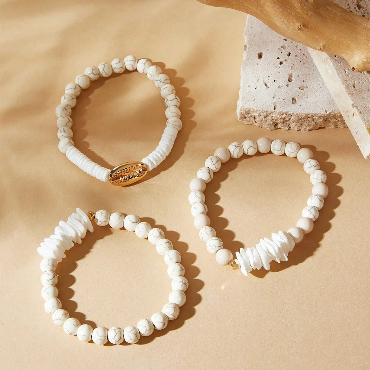 Simple Style Commute Solid Color Imitation Pearl Shell Beaded Women's Bracelets