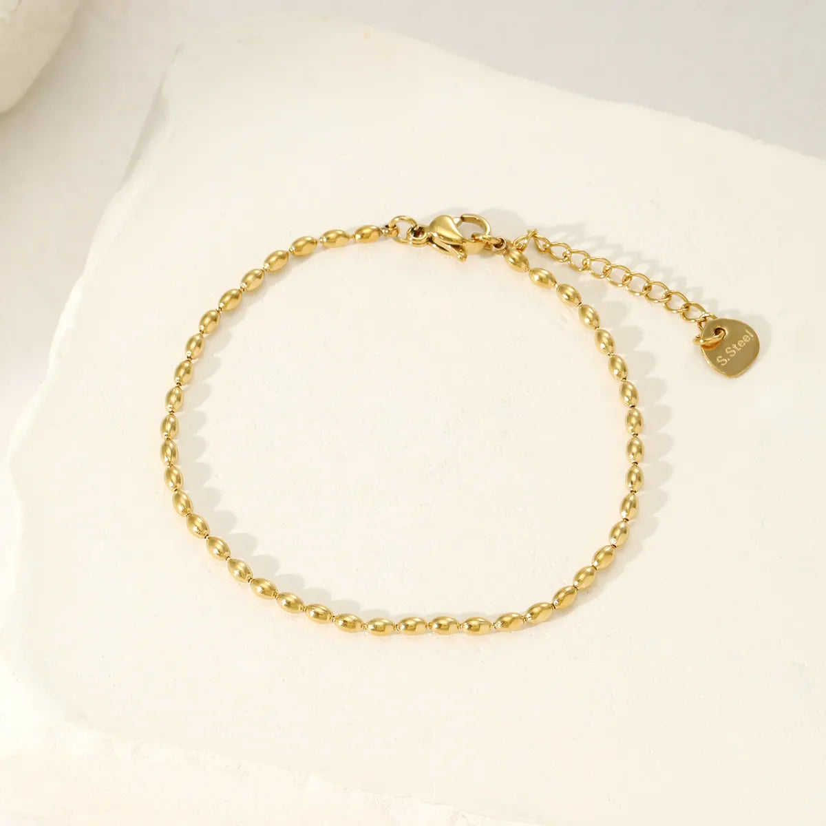 Simple Style Commute Solid Color Stainless Steel Beaded Plating 14k Gold Plated Bracelets