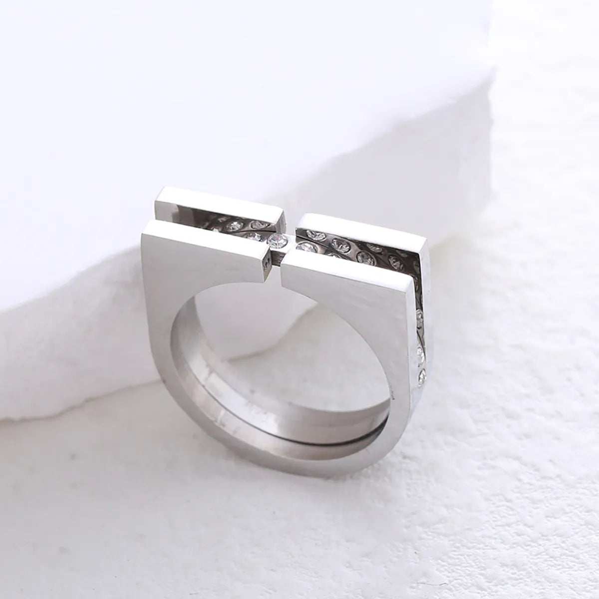 Simple Style Commute Solid Color Stainless Steel Plating Inlay Rhinestones 24k Gold Plated Rings