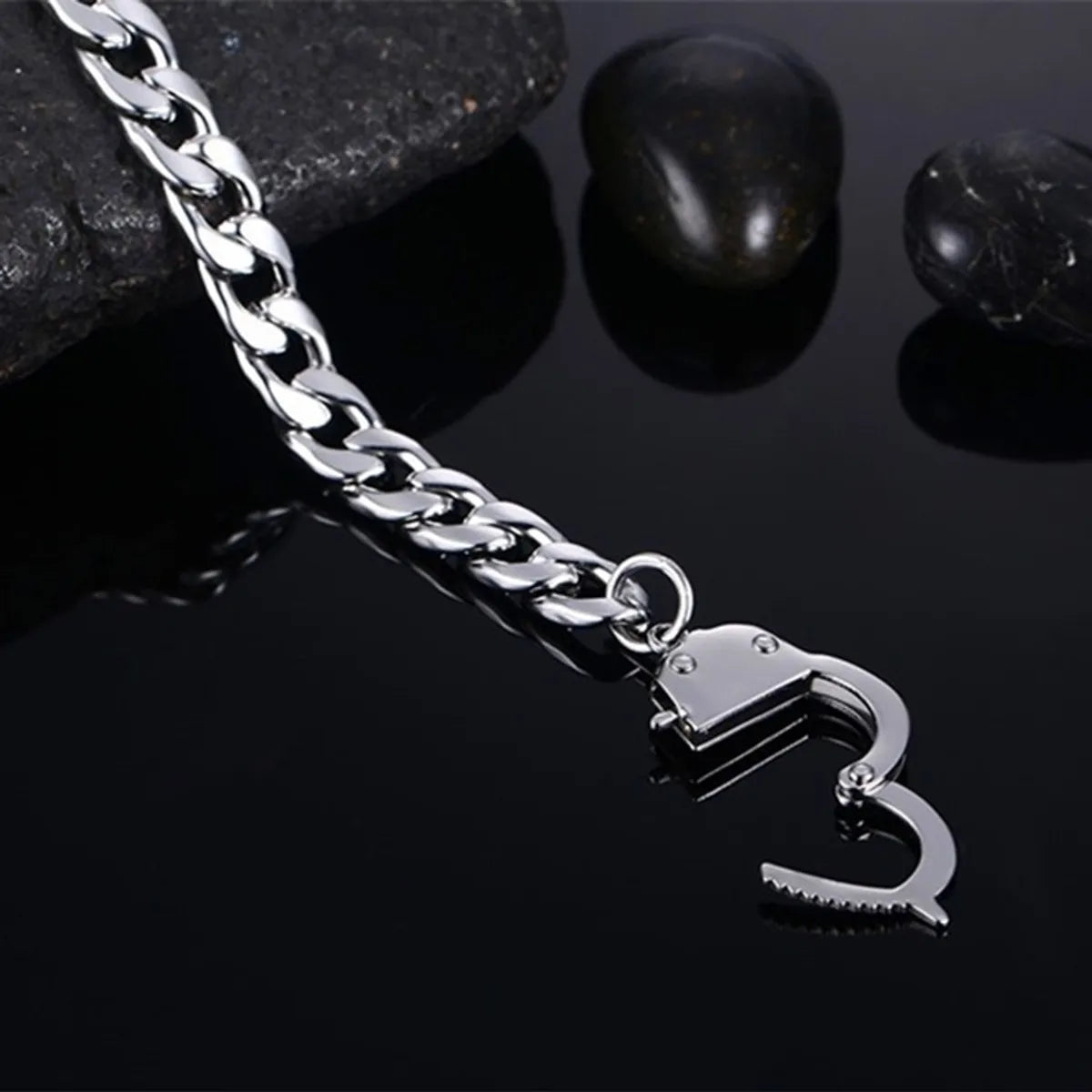 Simple Style Commute Solid Color Stainless Steel Polishing Chain Men'S Bracelets