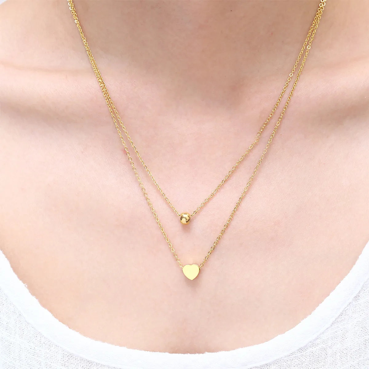 Simple Style Commute Solid Color Titanium Steel Plating Gold Plated Layered Necklaces