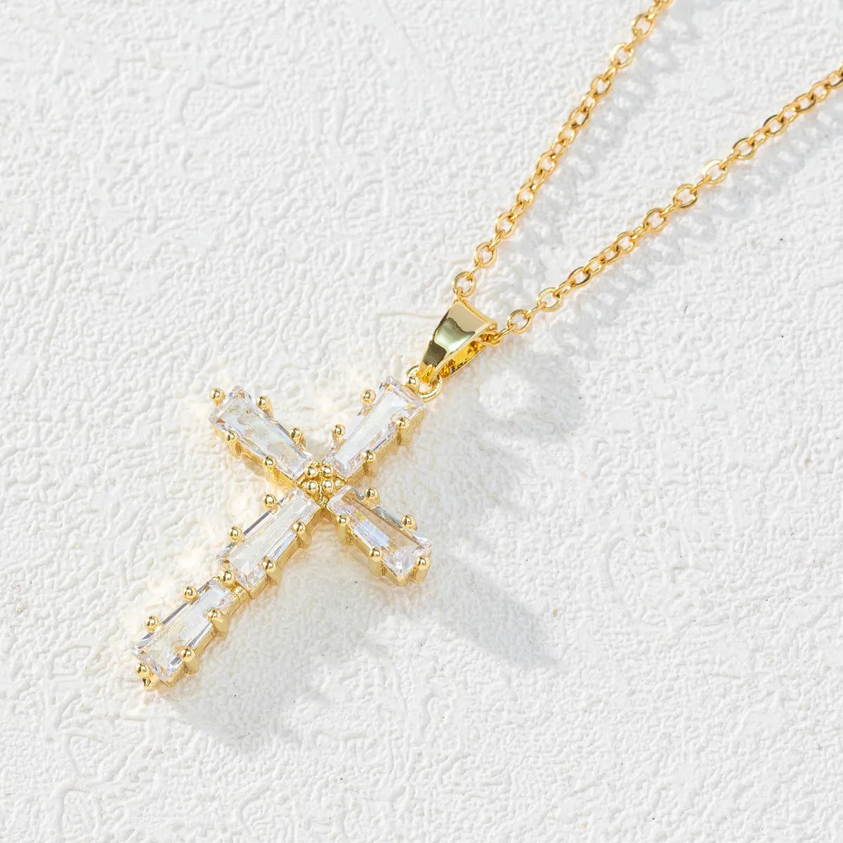 Simple Style Cross Copper Plating Inlay Artificial Crystal Pendant Necklace