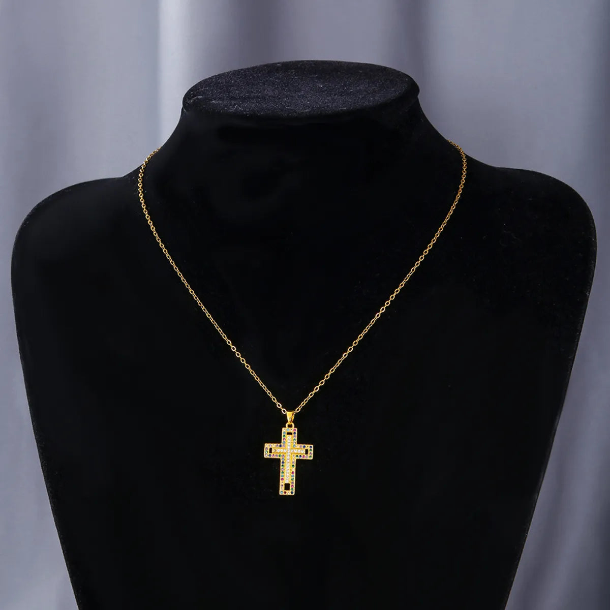 Simple Style Cross Copper Plating Inlay Zircon 18k Gold Plated Pendant Necklace