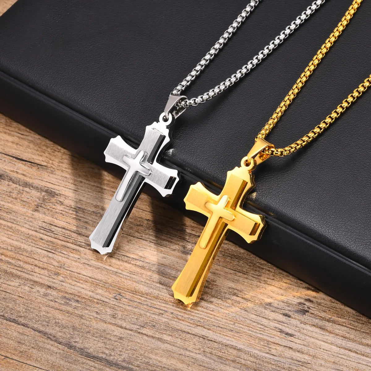 Simple Style Cross Stainless Steel Plating Three-dimensional 18k Gold Plated Men's Pendant Necklace