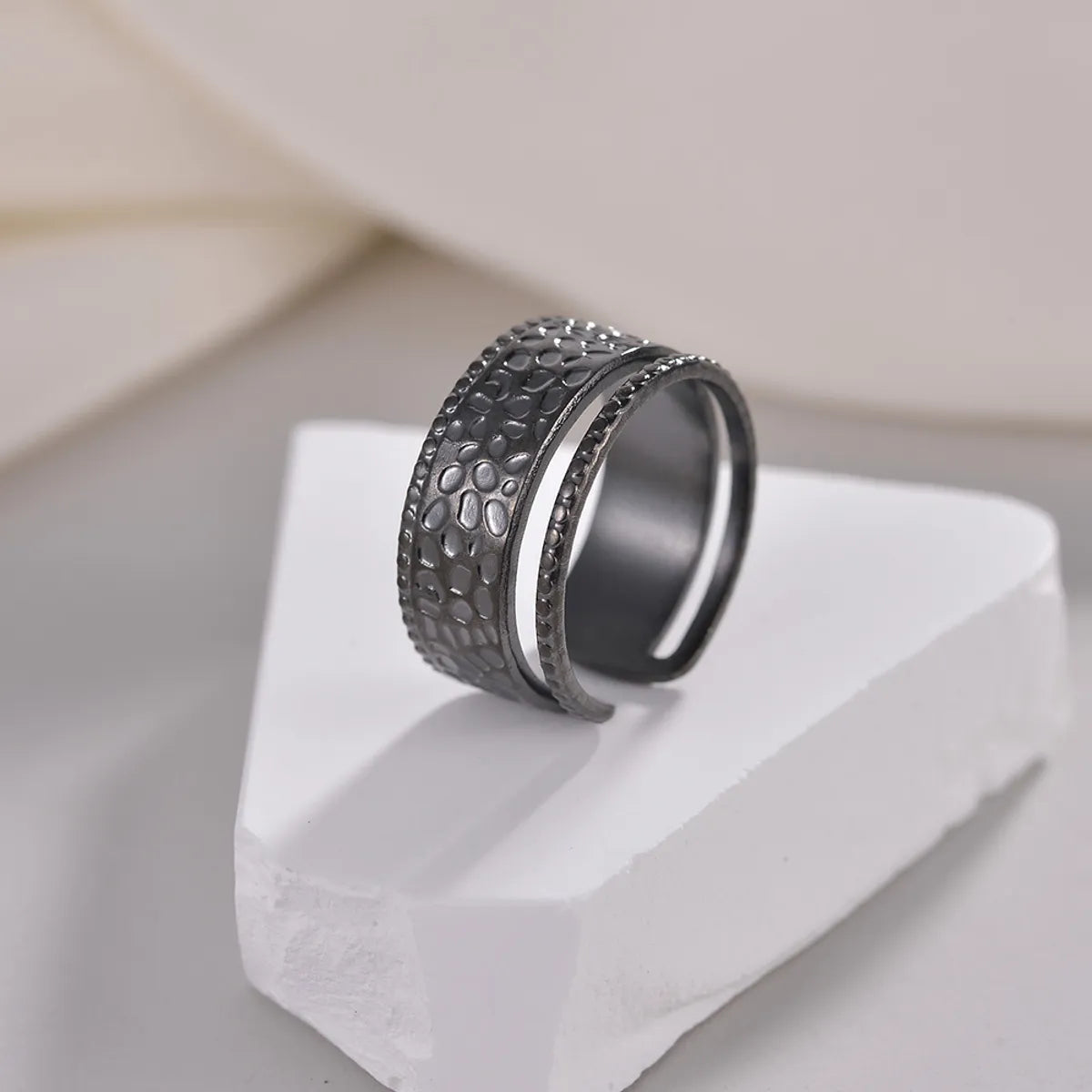 Simple Style Double Ring Titanium Steel Plating Hollow Out Open Ring