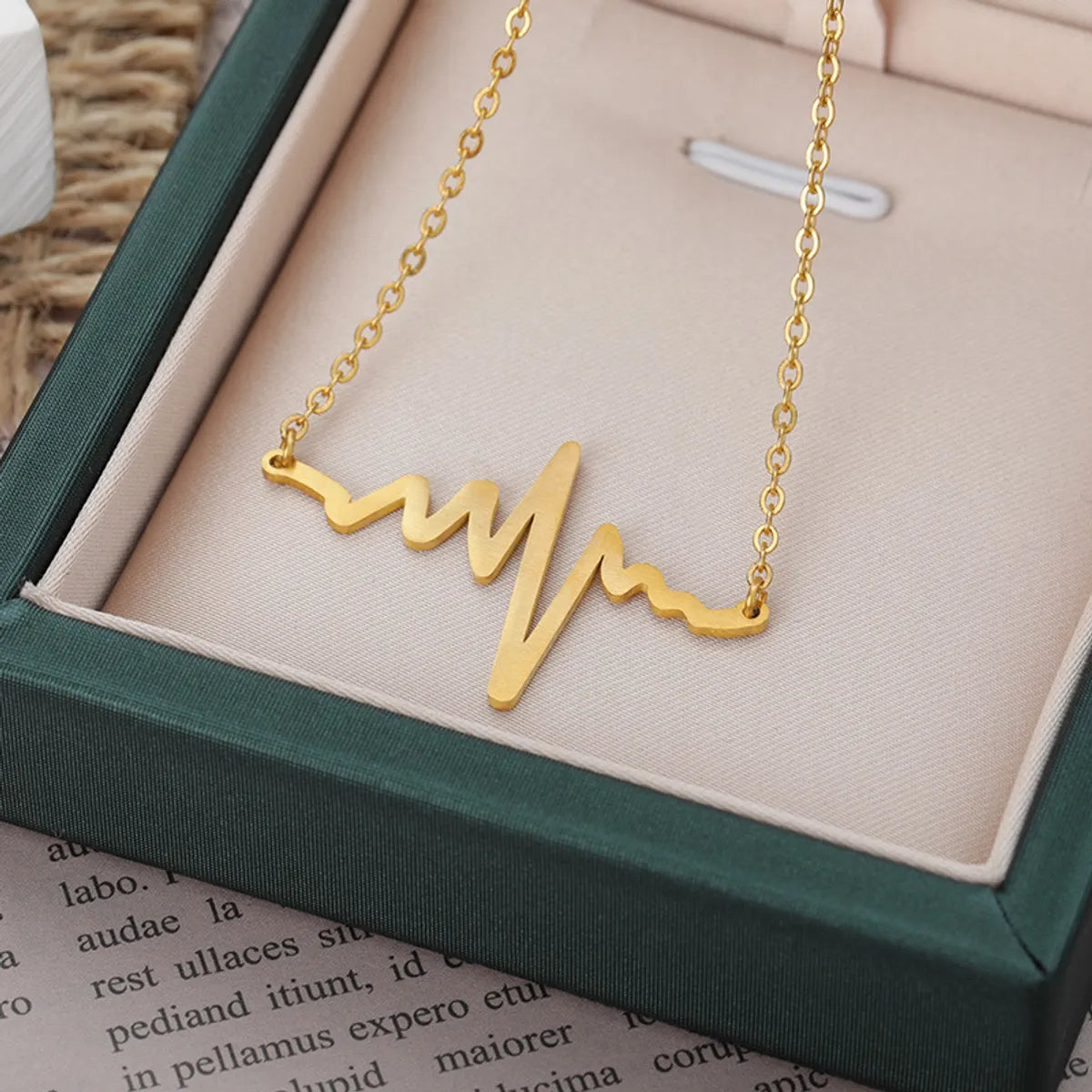 Simple Style Electrocardiogram Stainless Steel Titanium Steel Plating Necklace