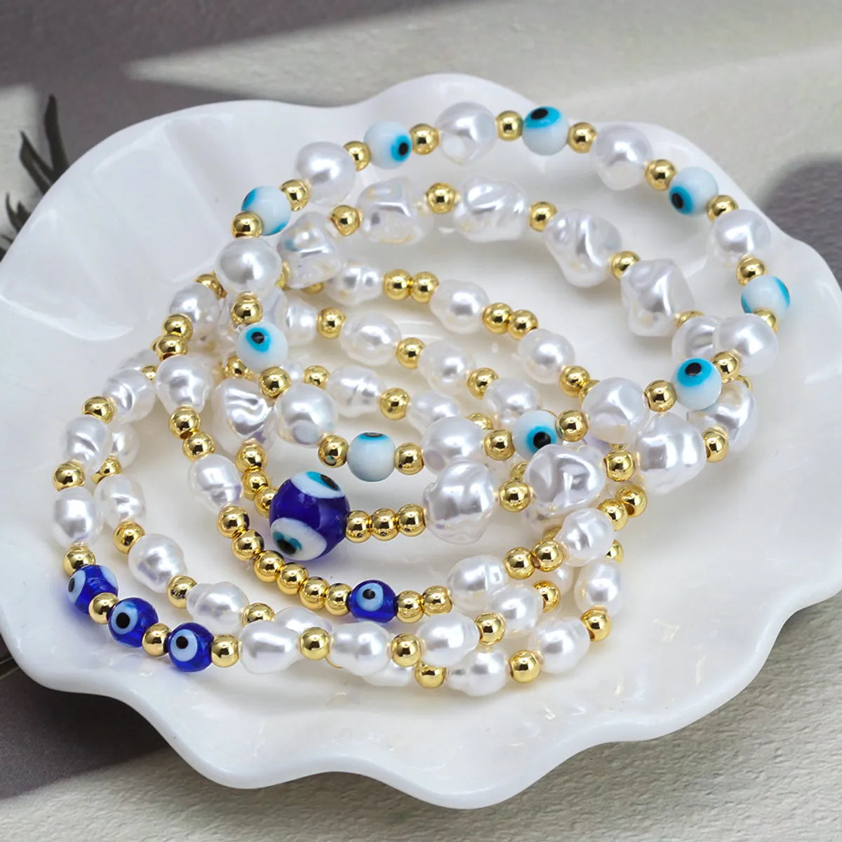 Simple Style Eye Artificial Pearl Copper Wholesale Bracelets