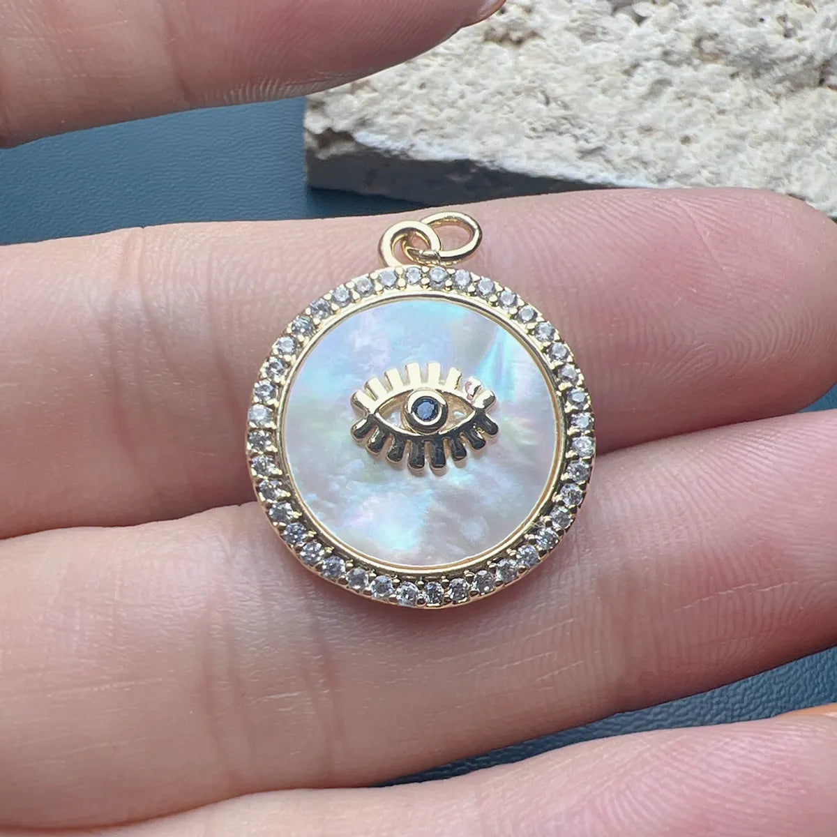 Simple Style Eye Shell Copper Plating Inlay Zircon Jewelry Accessories