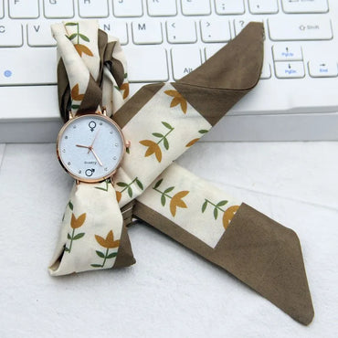 Simple Style Floral Strapped Quartz Women'S Watches