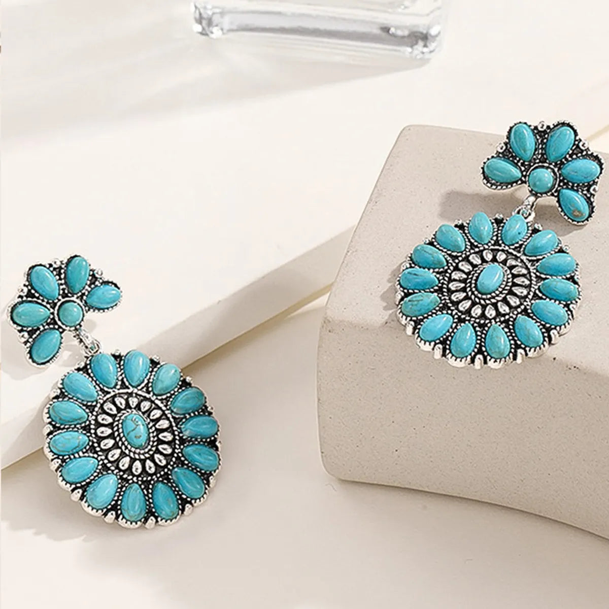 Simple Style Flower Alloy Inlay Turquoise Women'S Drop Earrings 1 Pair