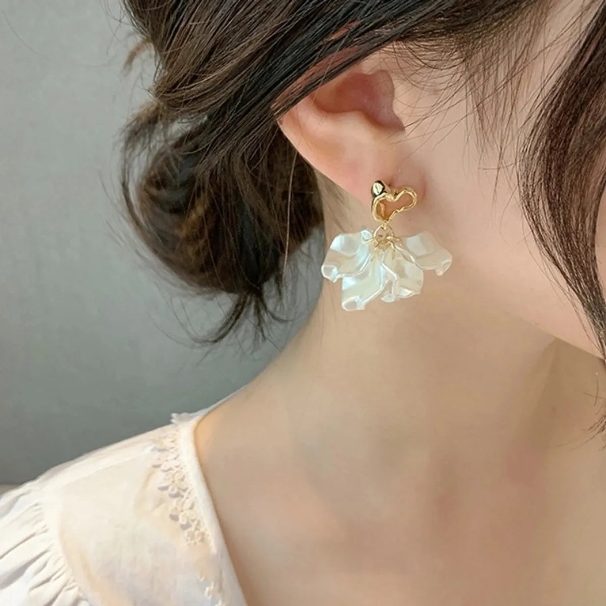 Simple Style Flower Arylic Women'S Drop Earrings 1 Pair