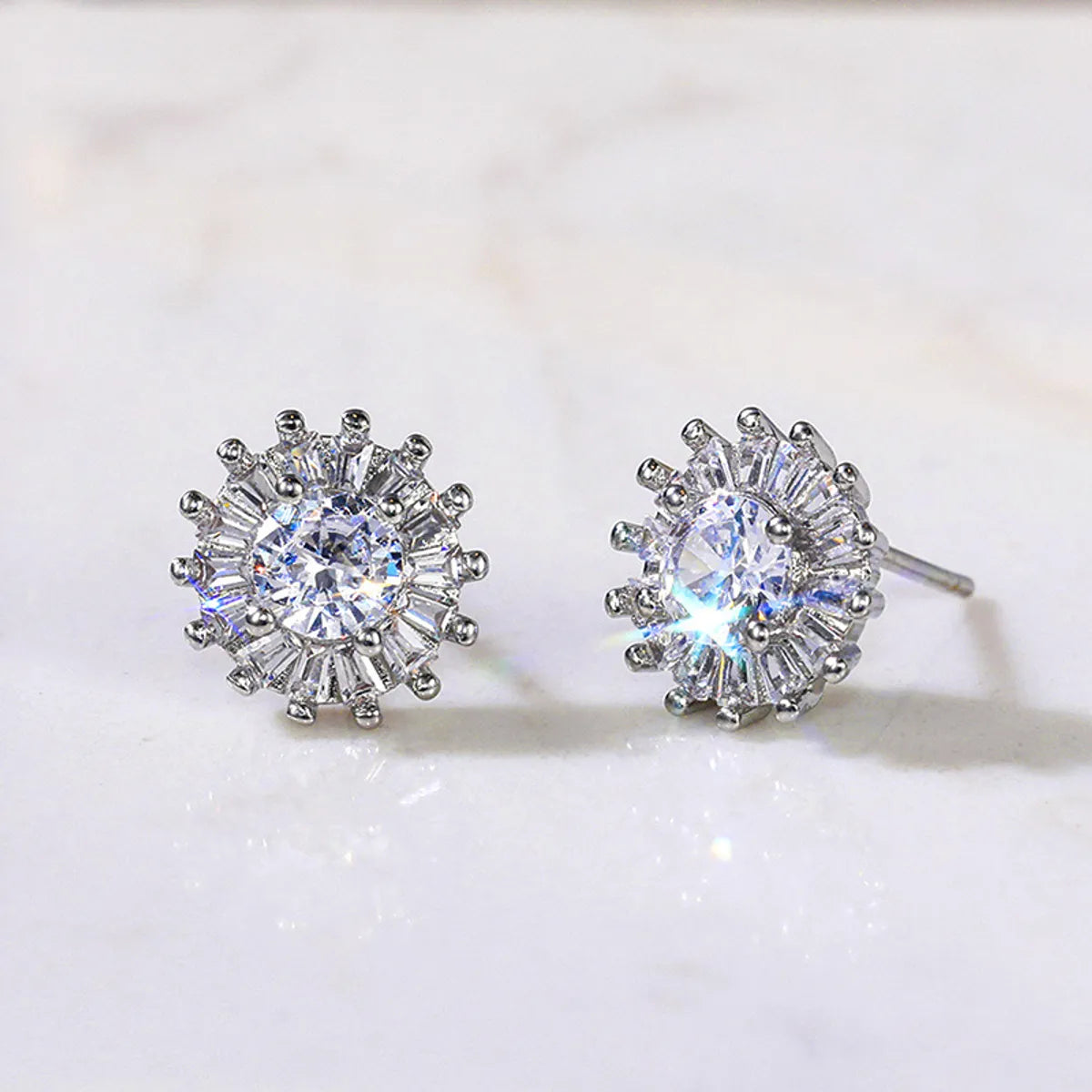 Simple Style Flower Copper Inlay Zircon Ear Studs 1 Pair