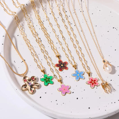 Simple Style Flower Copper Plating 18k Gold Plated Pendant Necklace