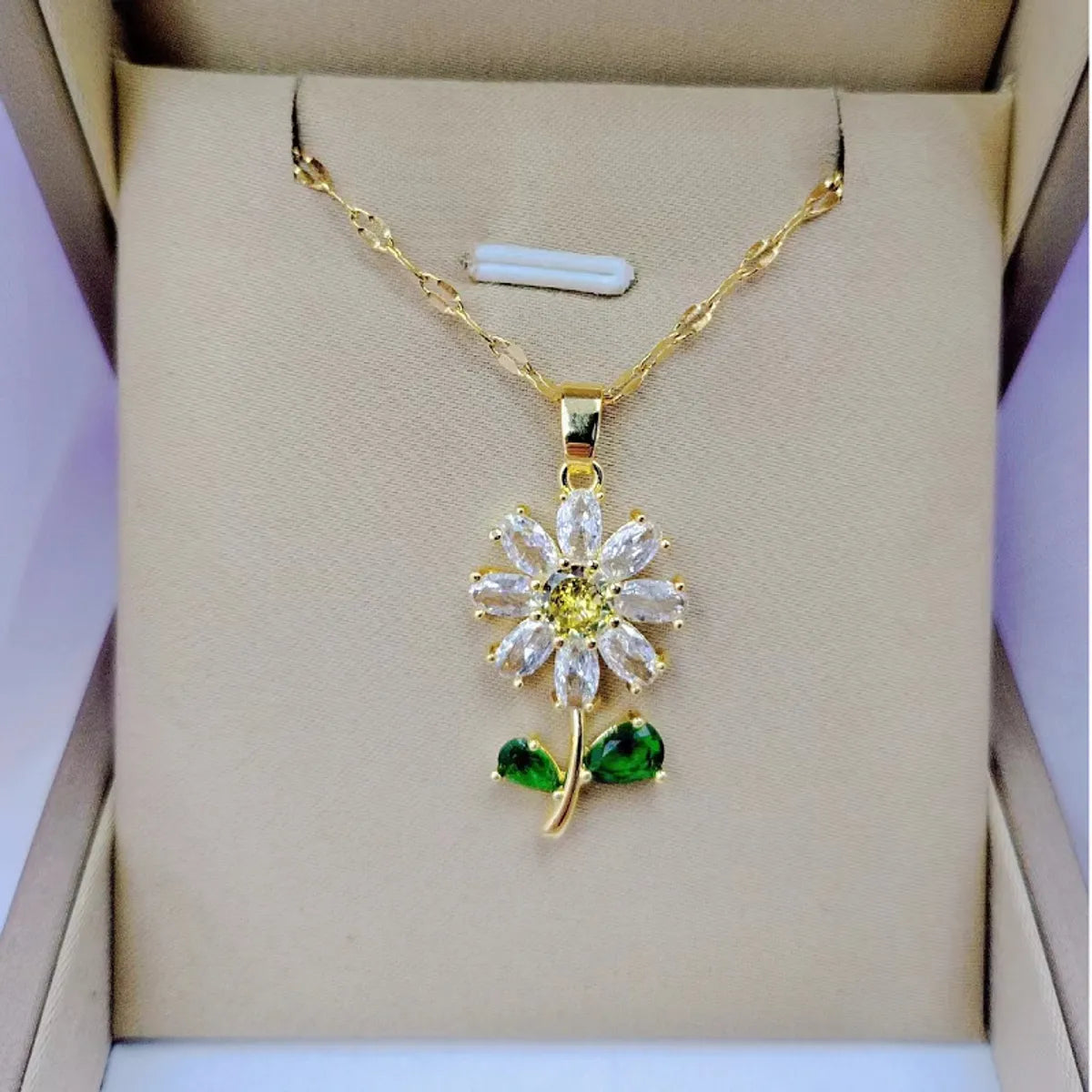 Simple Style Flower Stainless Steel Plating Inlay Rhinestones 18k Gold Plated Gold Plated Pendant Necklace