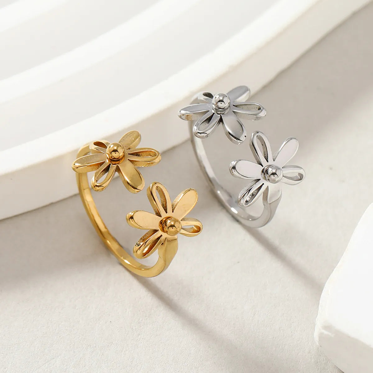 Simple Style Flower Stainless Steel Plating Open Rings