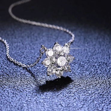 Simple Style Flower Sterling Silver Inlay Moissanite Zircon Pendant Necklace