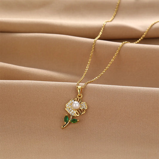 Simple Style Flower Titanium Steel Copper Inlay Zircon Pendant Necklace