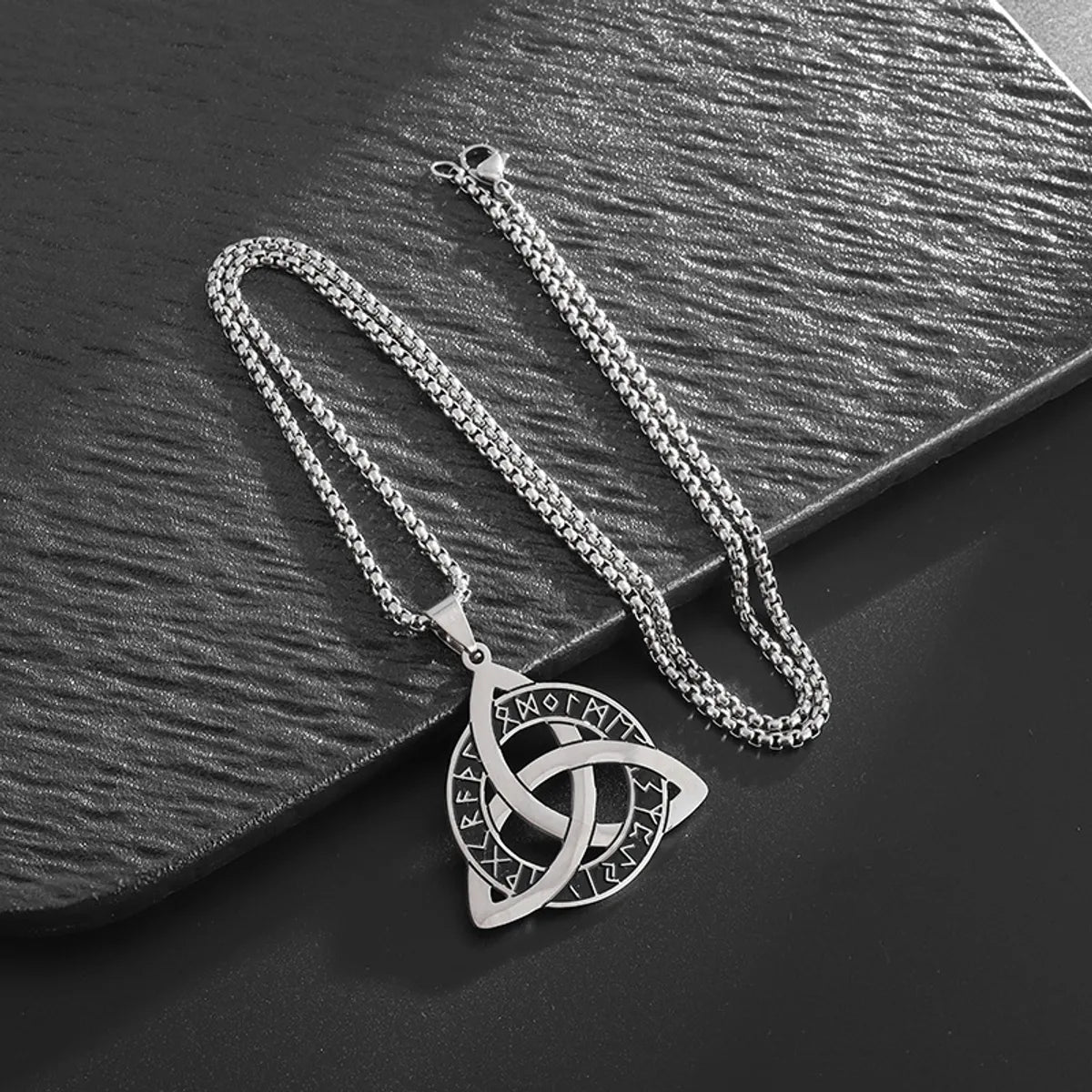 Simple Style Geometric 201 Stainless Steel Plating Unisex Pendant Necklace