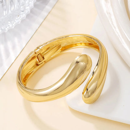 Simple Style Geometric Alloy 18k Gold Plated Women's Bangle