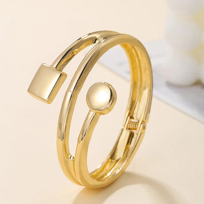 Simple Style Geometric Alloy 18k Gold Plated Women's Bangle