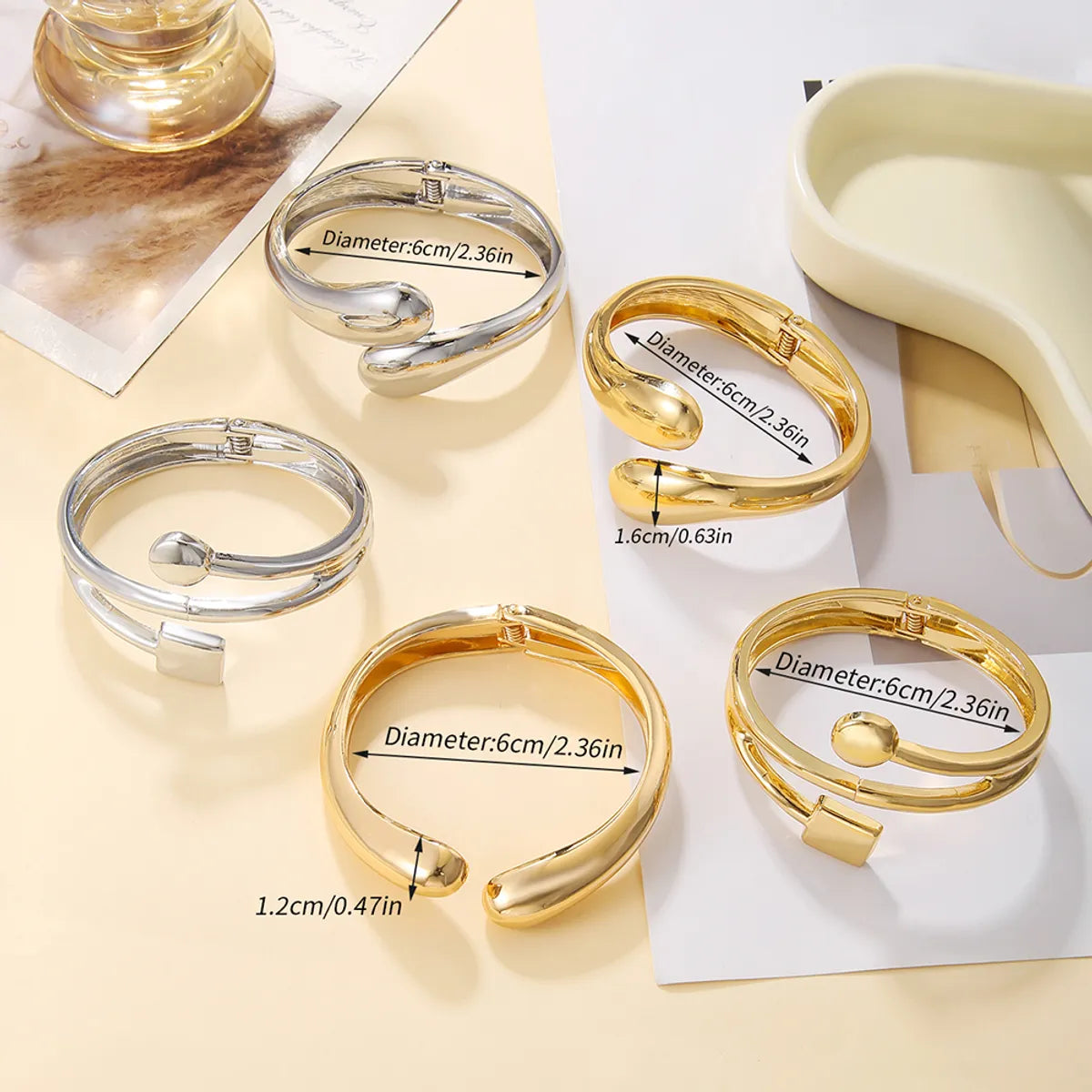 Simple Style Geometric Alloy 18k Gold Plated Women's Bangle