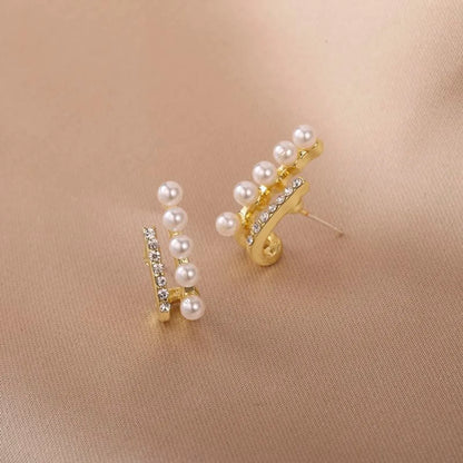 Simple Style Geometric Alloy Layered Artificial Pearls Rhinestones Women's Ear Studs 1 Pair