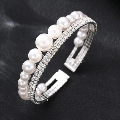 Simple Style Geometric Artificial Gemstones Artificial Pearl Zinc Alloy Layered Inlay Rhinestones Pearl Women'S Wristband