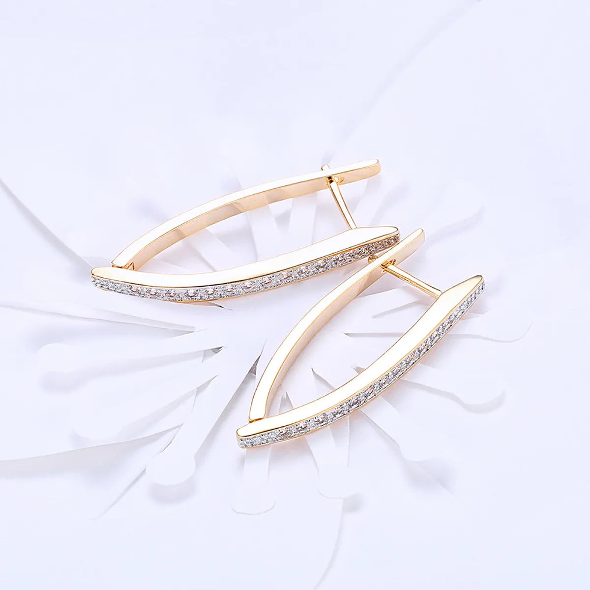 Simple Style Geometric Brass Inlay Zircon Earrings 1 Pair