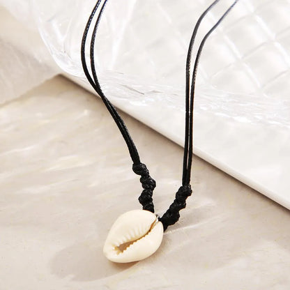 Simple Style Geometric Color Block Pu Leather Shell Plating Unisex Pendant Necklace