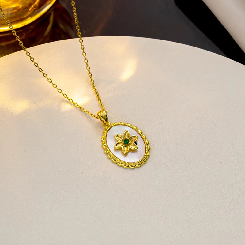 Simple Style Geometric Flower Stainless Steel Shell Titanium Steel 18k Gold Plated Pendant Necklace