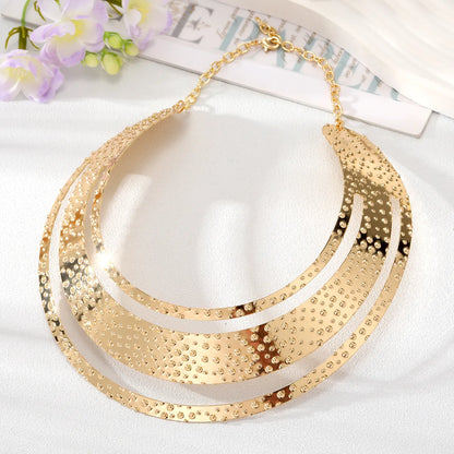 Simple Style Geometric Heart Shape Alloy Hollow Out Women's Choker 1 Piece