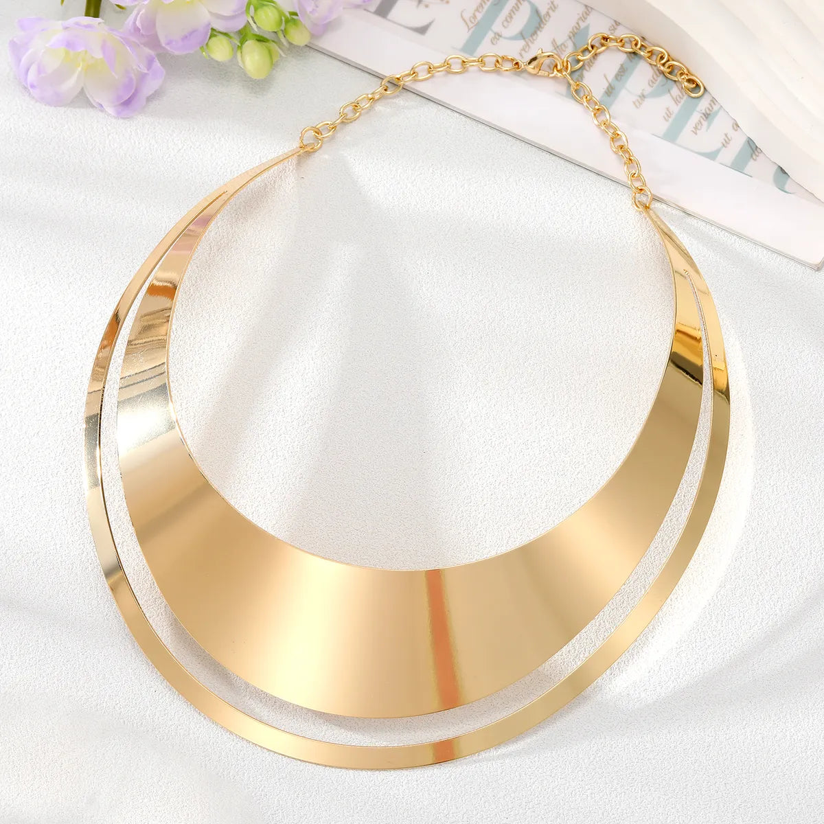 Simple Style Geometric Heart Shape Alloy Hollow Out Women's Choker 1 Piece