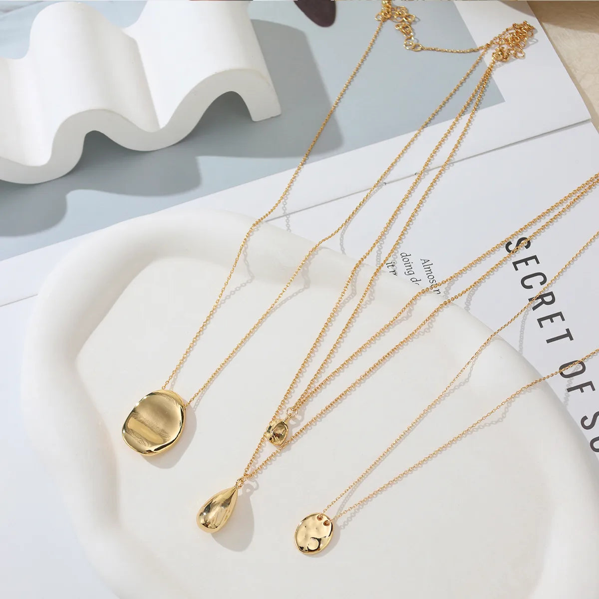 Simple Style Geometric Metal Zinc Alloy Wholesale Pendant Necklace