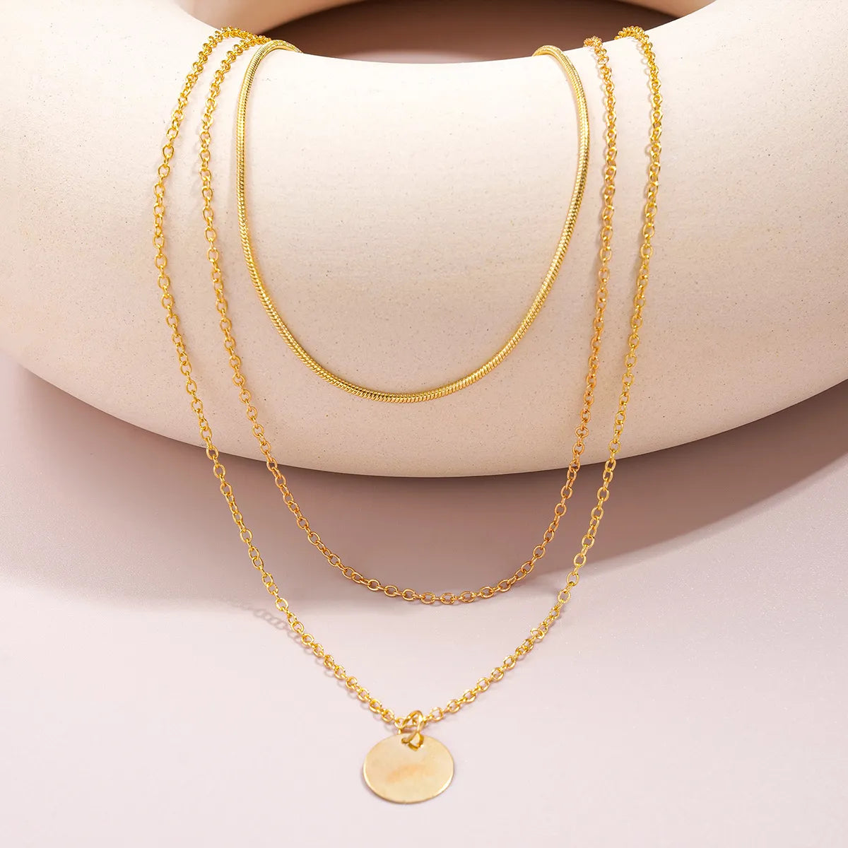 Simple Style Geometric Round Alloy Wholesale Three Layer Necklace