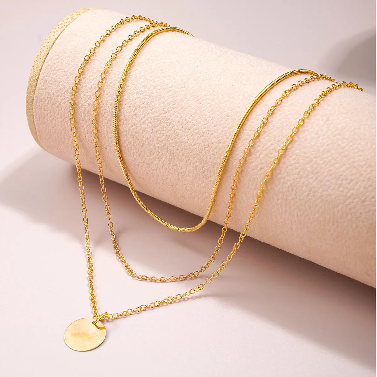 Simple Style Geometric Round Alloy Wholesale Three Layer Necklace