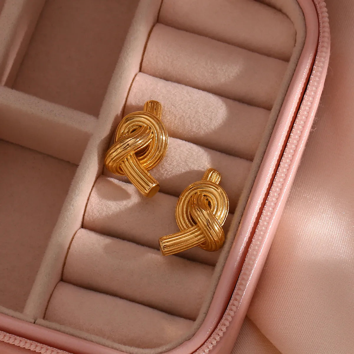 Simple Style Geometric Plating Stainless Steel Gold Plated Ear Studs