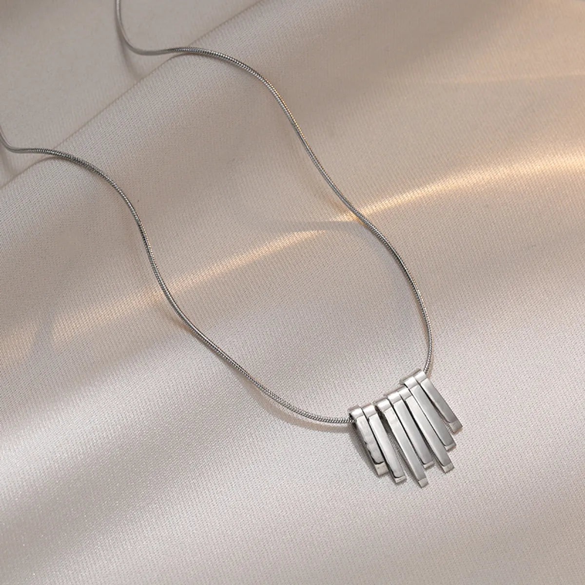 Simple Style Geometric Titanium Steel Plating Necklace