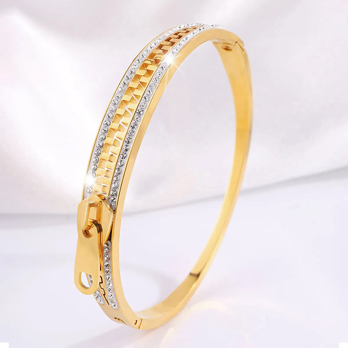 Simple Style Geometric Titanium Steel Rhinestones Bangle In Bulk