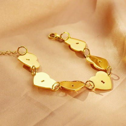 Simple Style Heart Shape 304 Stainless Steel 18K Gold Plated Bracelets In Bulk