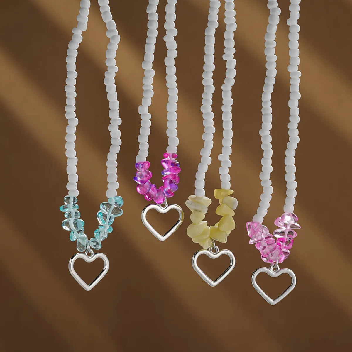 Simple Style Heart Shape Alloy Beaded Women's Necklace